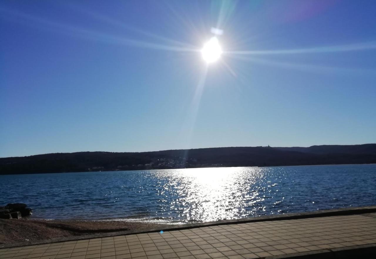 Apartment Sun & Sea Krk Town Exteriör bild